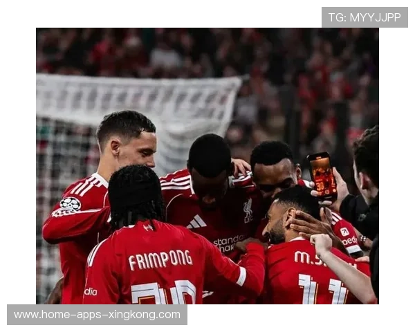 利物浦新援莫顿里昂首秀表现抢眼 出球迅速转移精准预判展现实力 利物浦新援莫顿里昂首秀表现抢眼 出球迅速转移精准预判展现实力