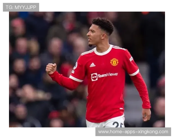 曼联后场长传助攻，拉什福德胸部停球转身破门